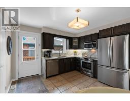 10 Wismer Avenue, Barrie, ON L4N7X8 Photo 9
