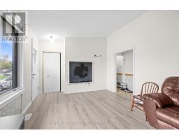 11 Bobcat Way Street, Ottawa, ON K2S1P3 Photo 16