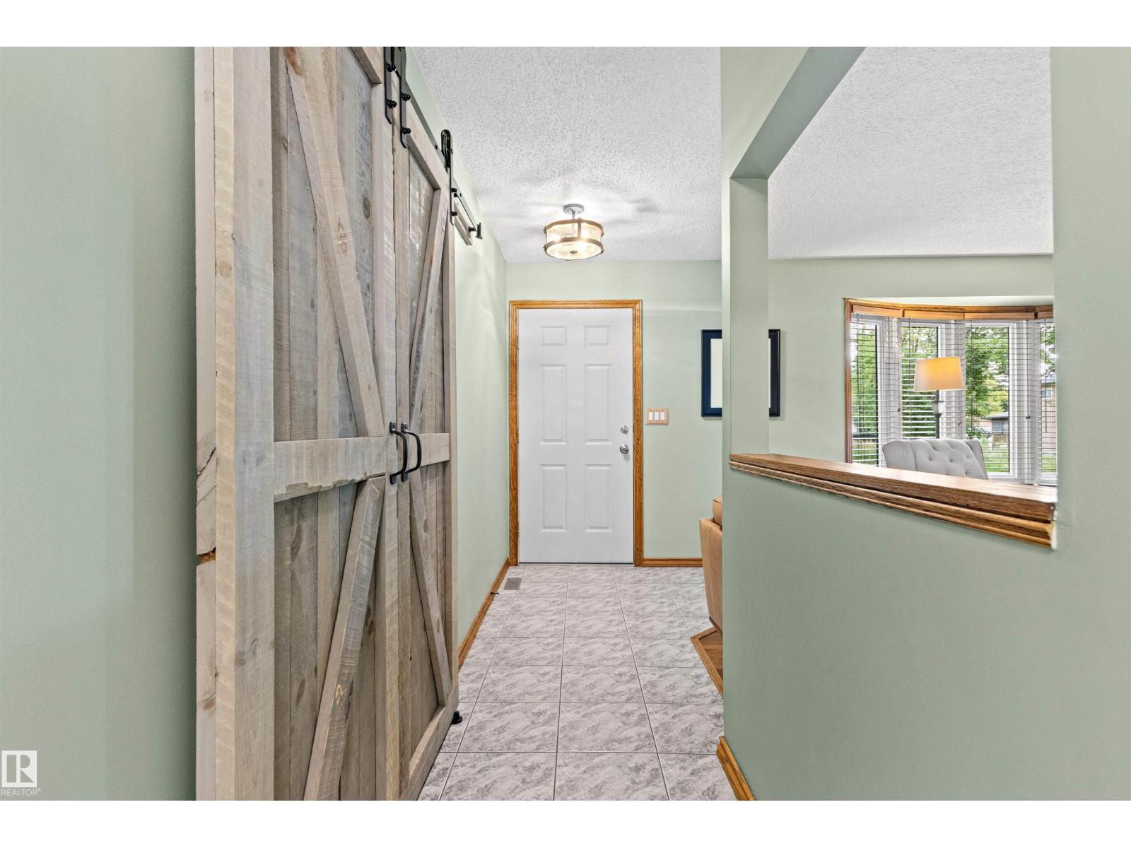 9730 154 ST NW - 3