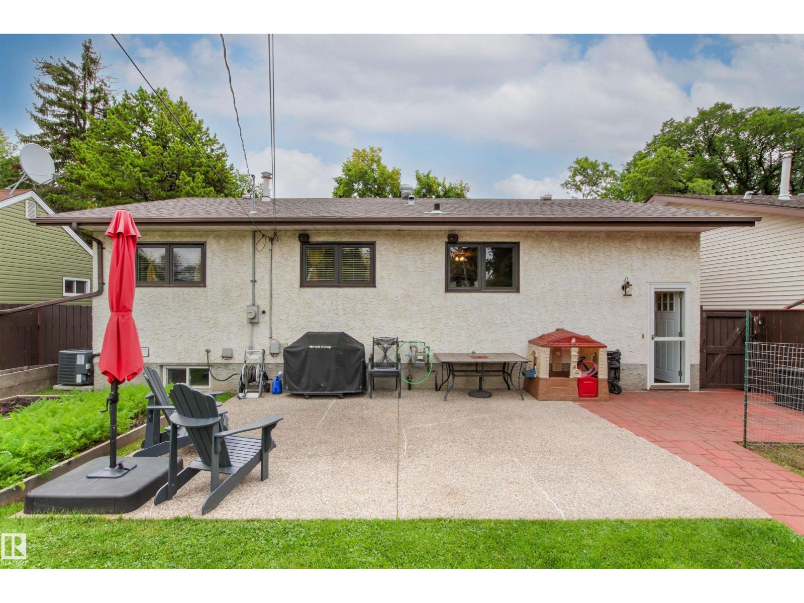 9730 154 ST NW - 46
