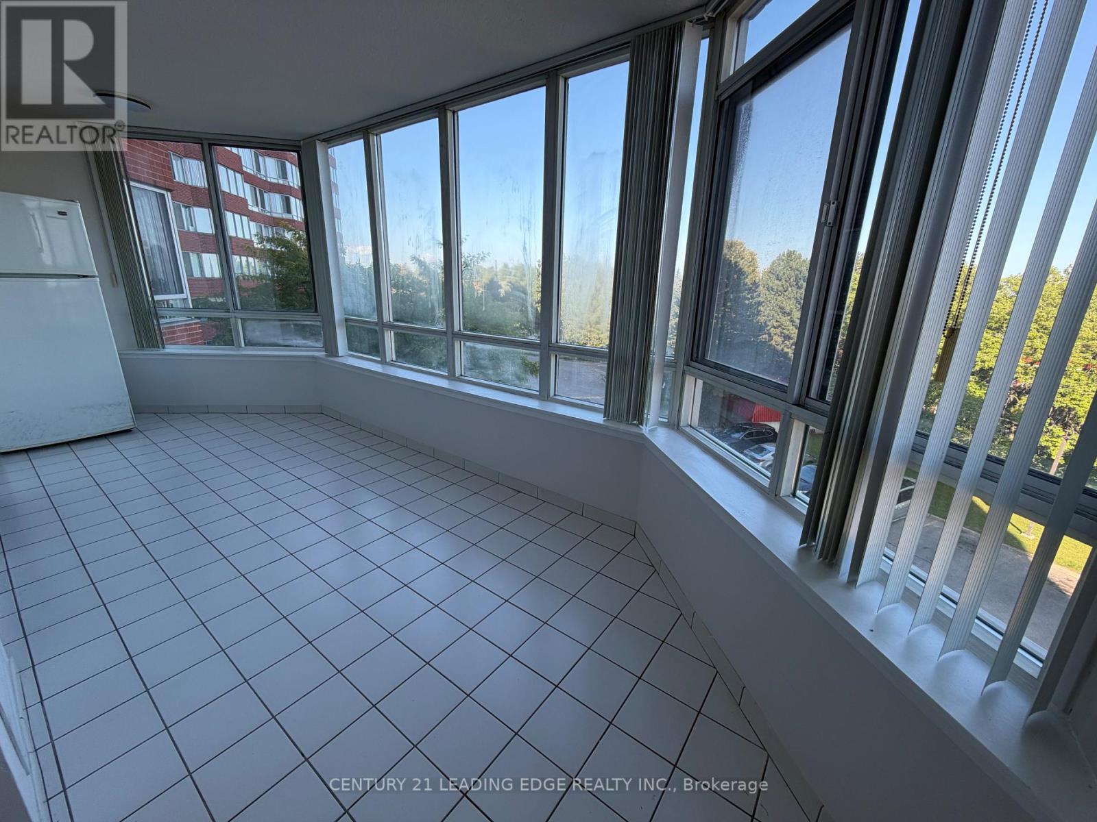 #422 11753 SHEPPARD AVENUE E - 21