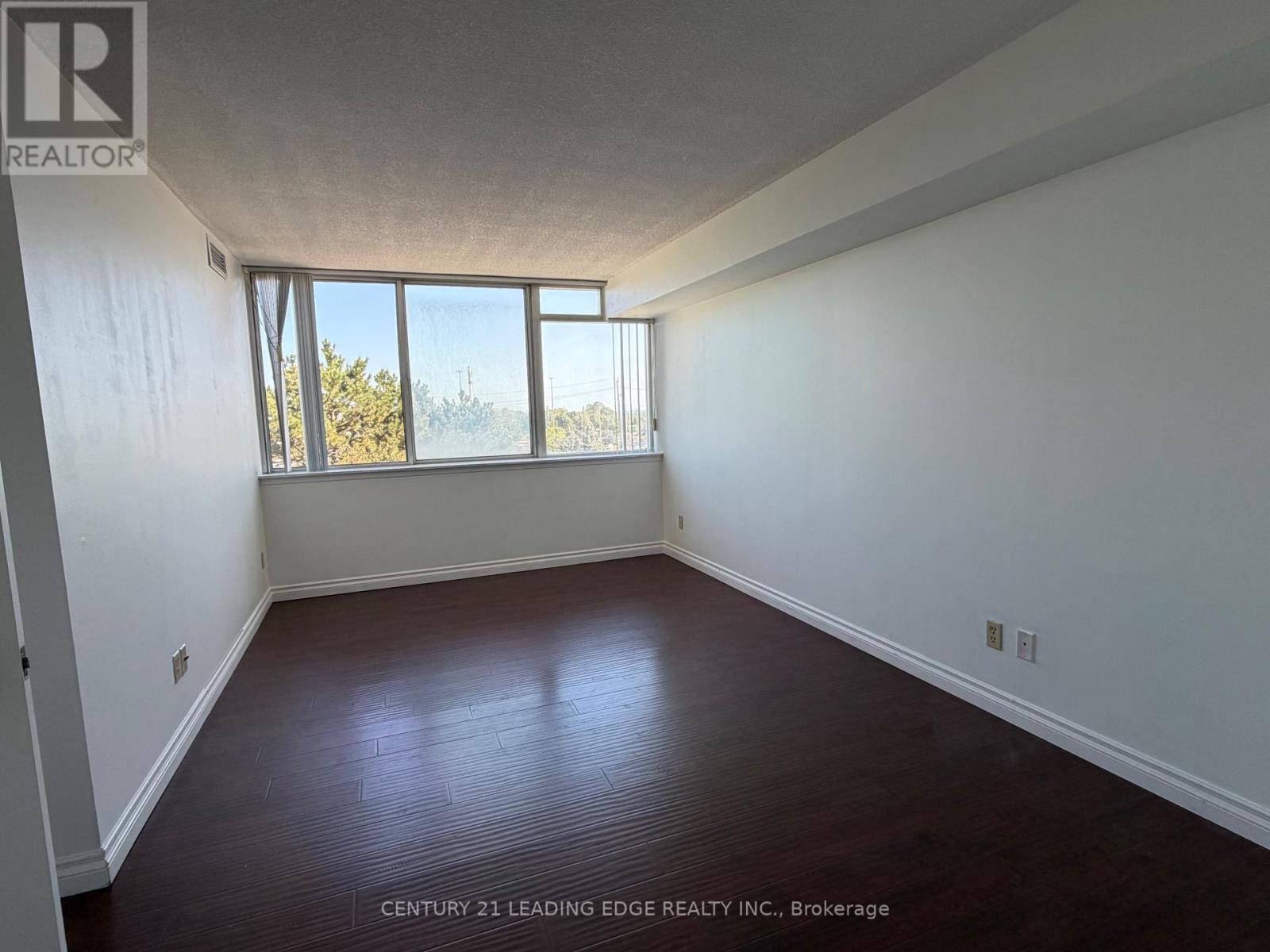 #422 11753 SHEPPARD AVENUE E - 9
