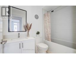 27 Chestnut Court, Aurora, ON L4G4A4 Photo 36