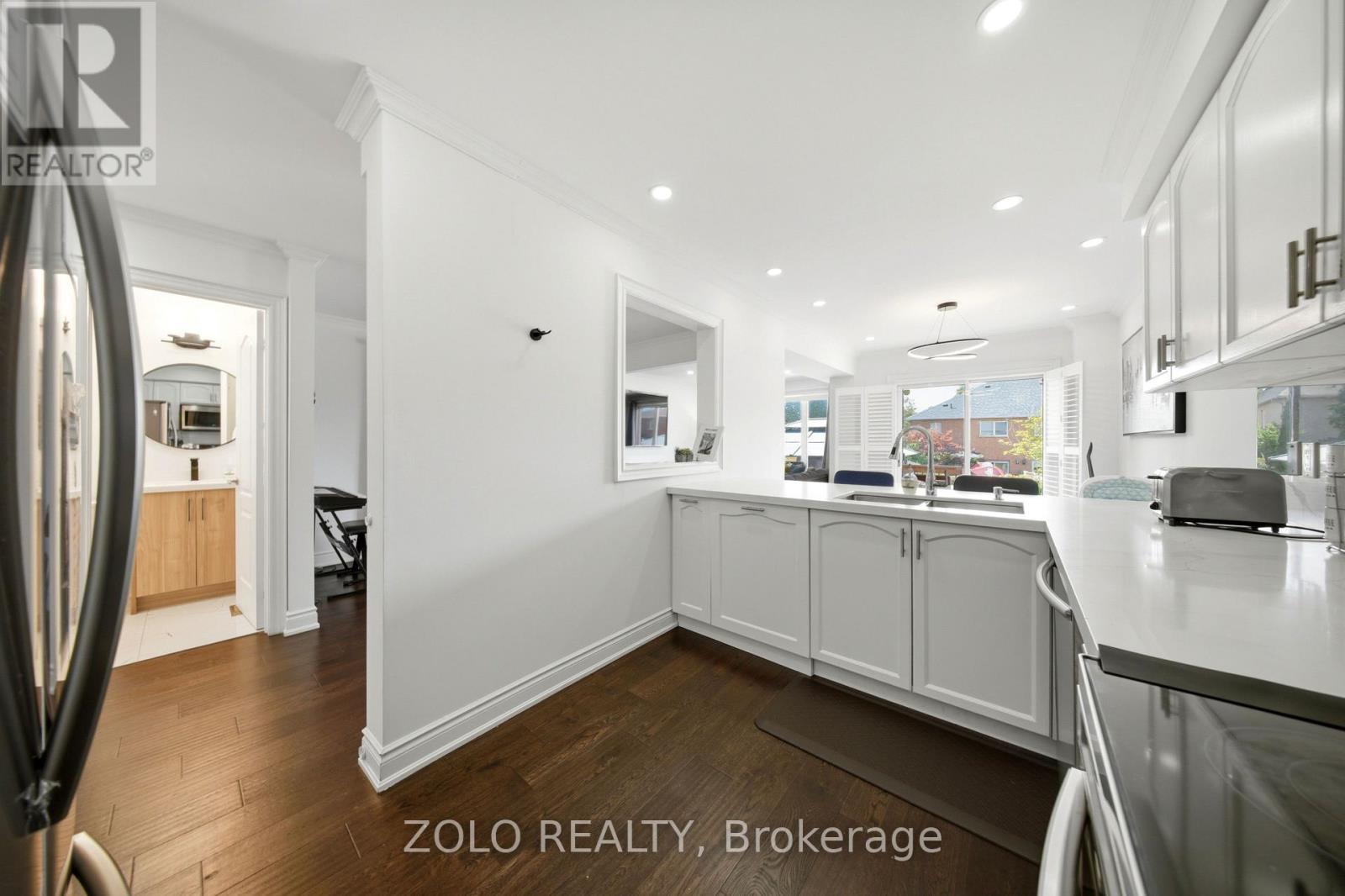 106 ROSANNA CRESCENT - 9