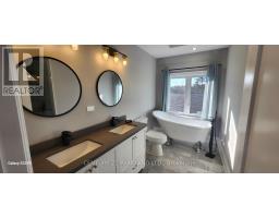 15 Stanley Avenue, Oro Medonte, ON L0L1T0 Photo 21