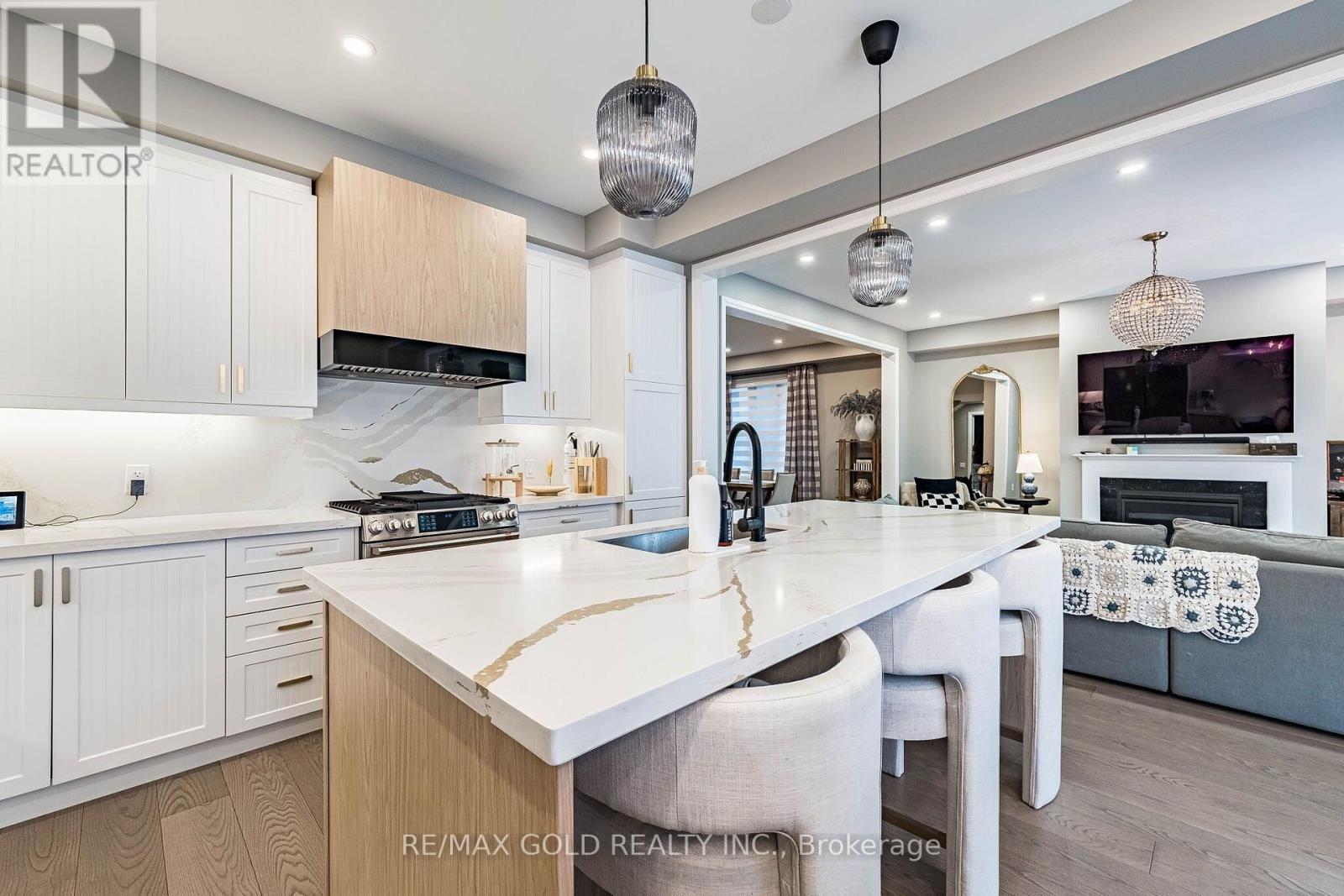 19 TRELLANOCK ROAD - 17