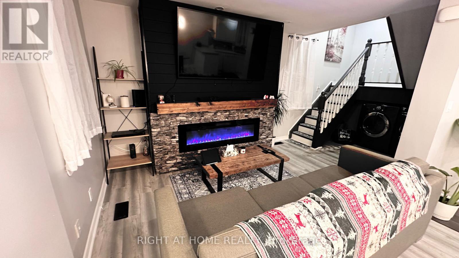 16 EAST STREET E, St. Catharines (E. Chester) — photo 7