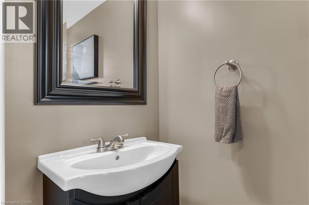 125 VOYAGER Pass, Binbrook — photo 5