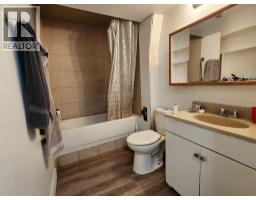 Bedroom - 401 22 Avenue Ne, Calgary, AB T2E1T8 Photo 11