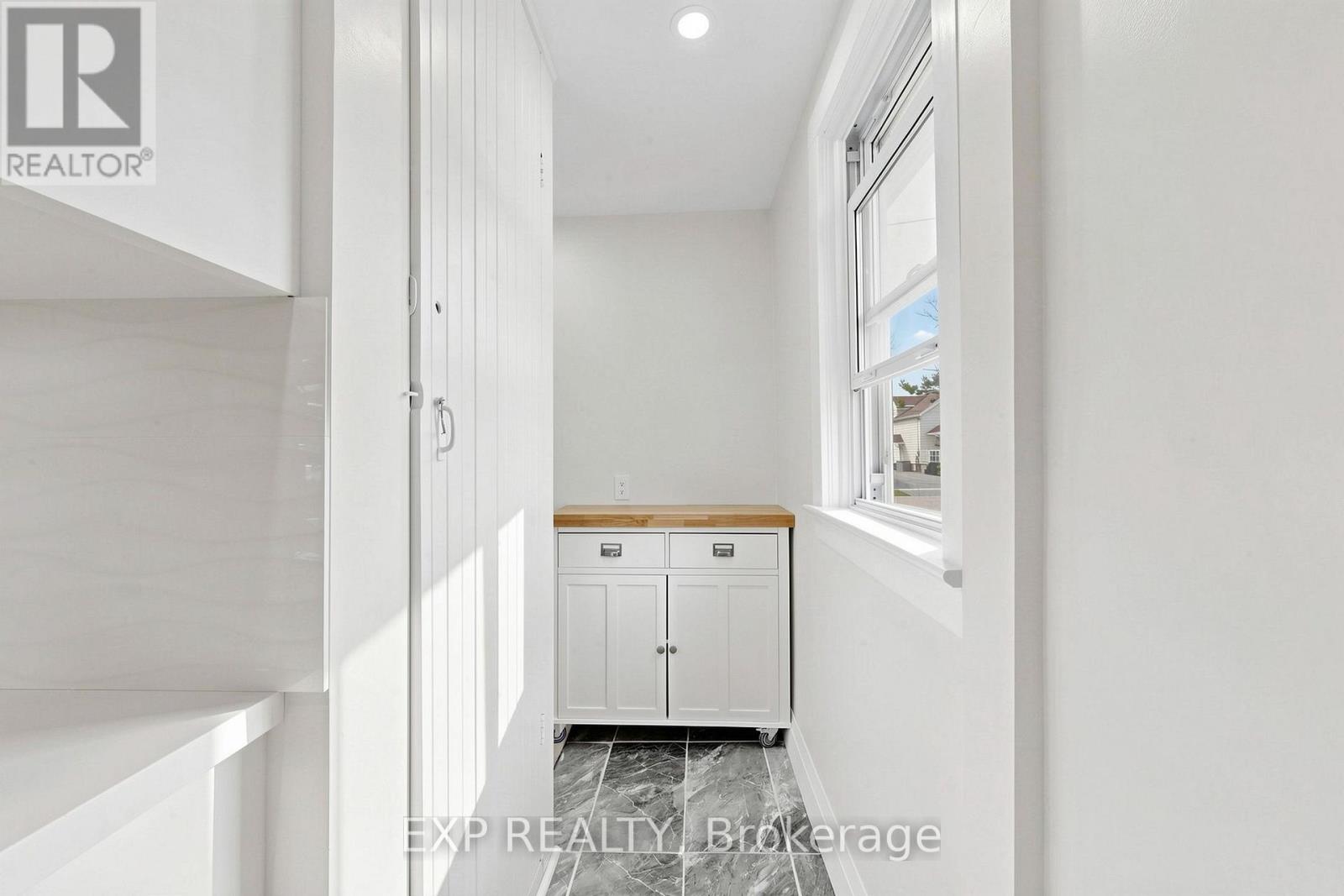 335 PERRY STREET, Whitby (Downtown Whitby) — photo 6