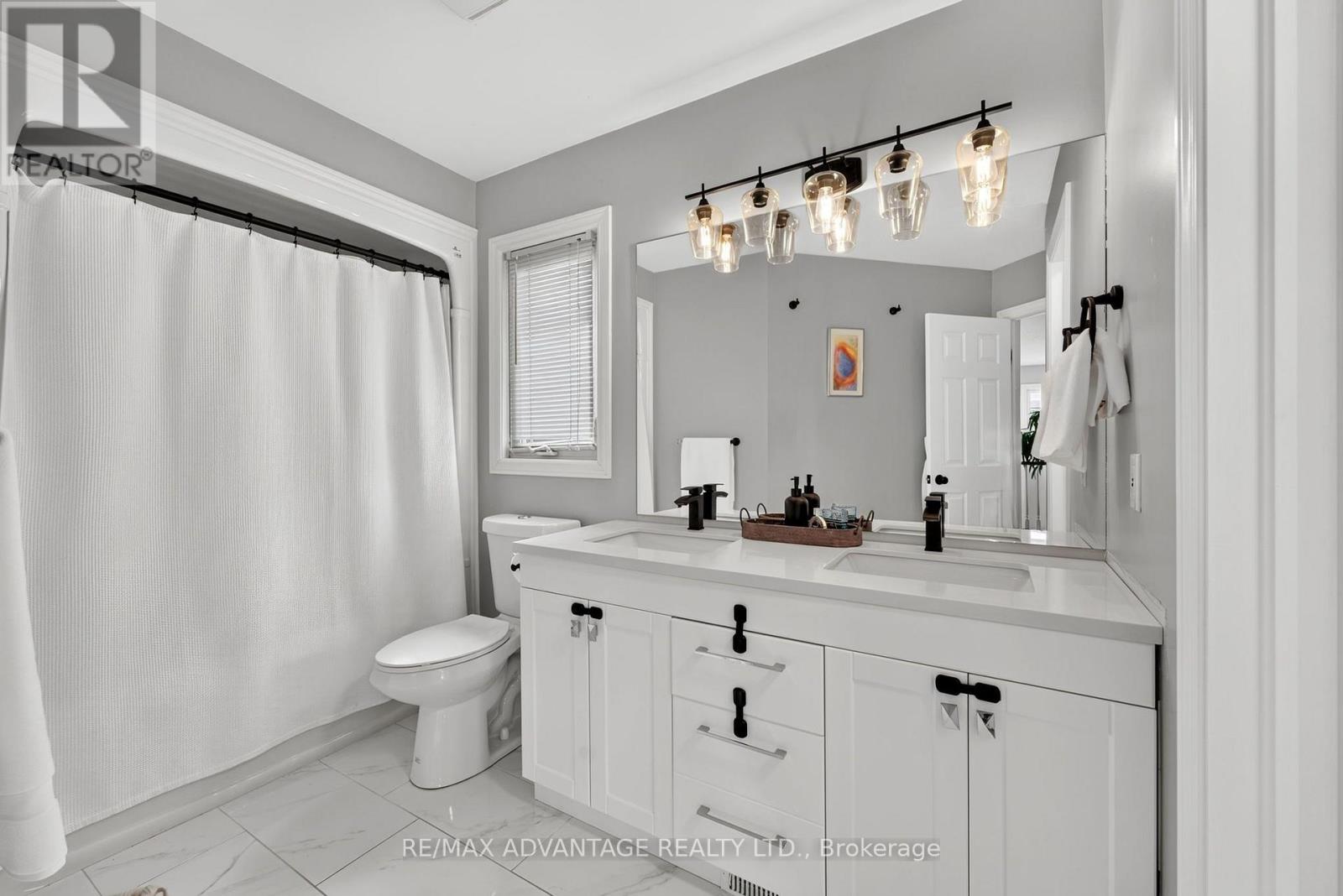 37 CALVERT LANE - Image 29