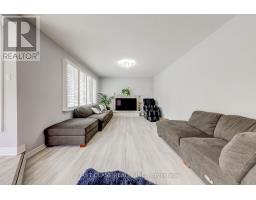 449 Alex Doner Drive, Newmarket, ON L3X1C3 Photo 12
