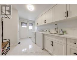449 Alex Doner Drive, Newmarket, ON L3X1C3 Photo 19