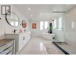 449 Alex Doner Drive, Newmarket, ON L3X1C3 Photo 27
