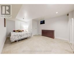 449 Alex Doner Drive, Newmarket, ON L3X1C3 Photo 38