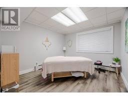 238 Lemarchant Road thumbnail 18
