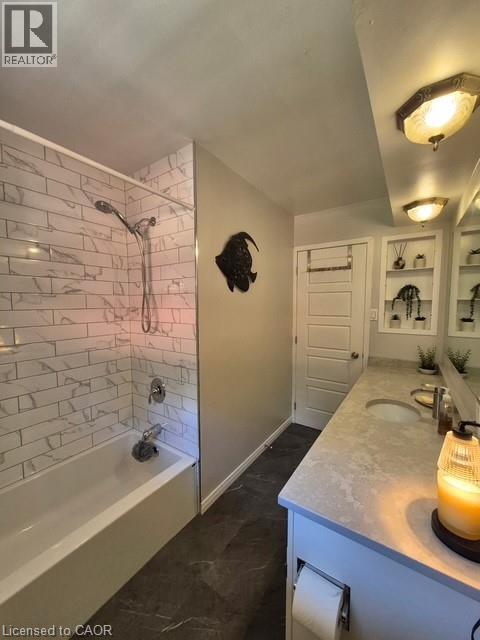 1064 VITTORIA Road - Image 27