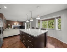 8891 157 Street, Surrey, BC V4N2Y8 Photo 8