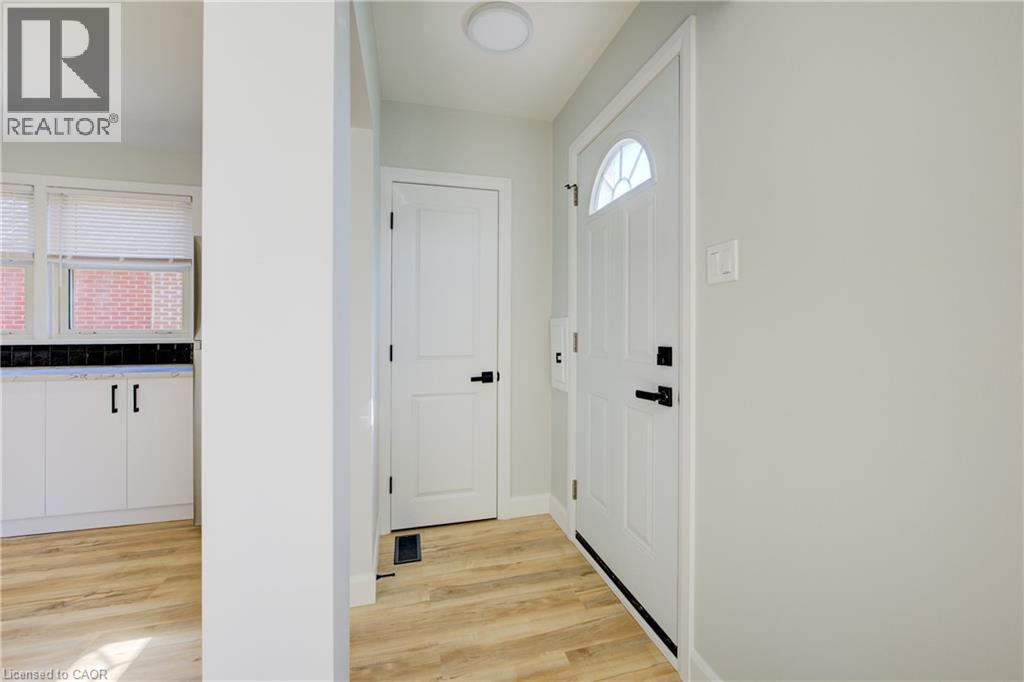 320 HIGHLAND Road E Unit# Main, Kitchener — photo 6