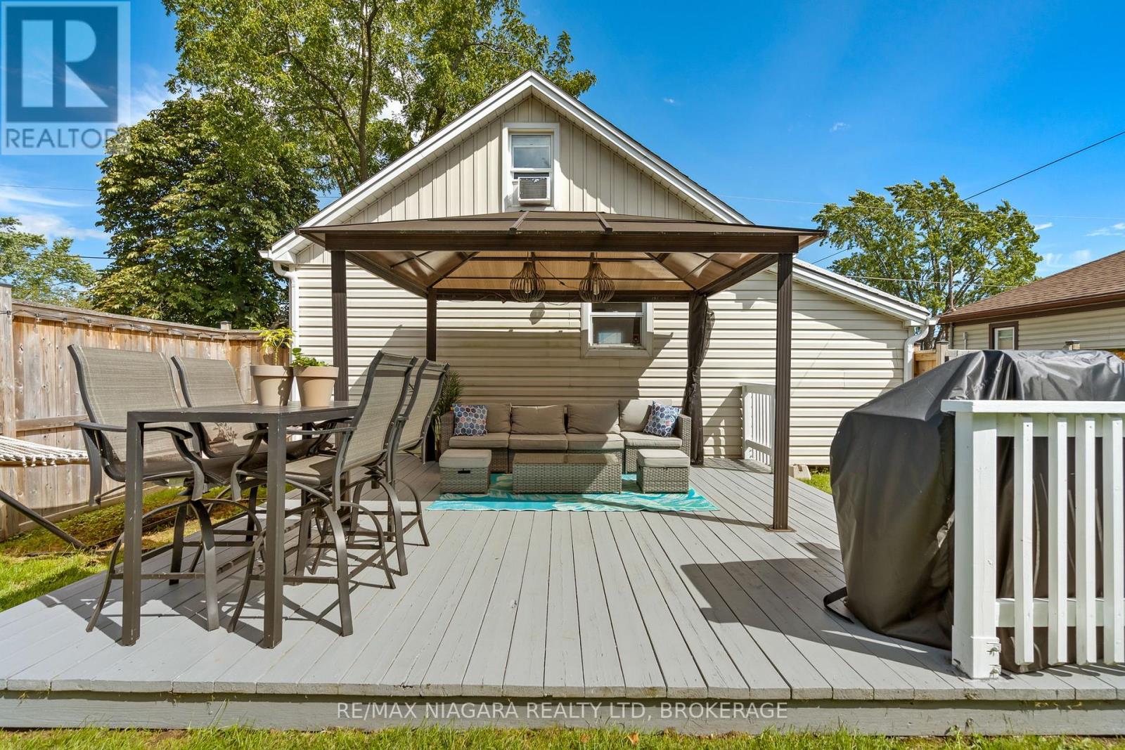 75 KNOLL STREET - Image 19