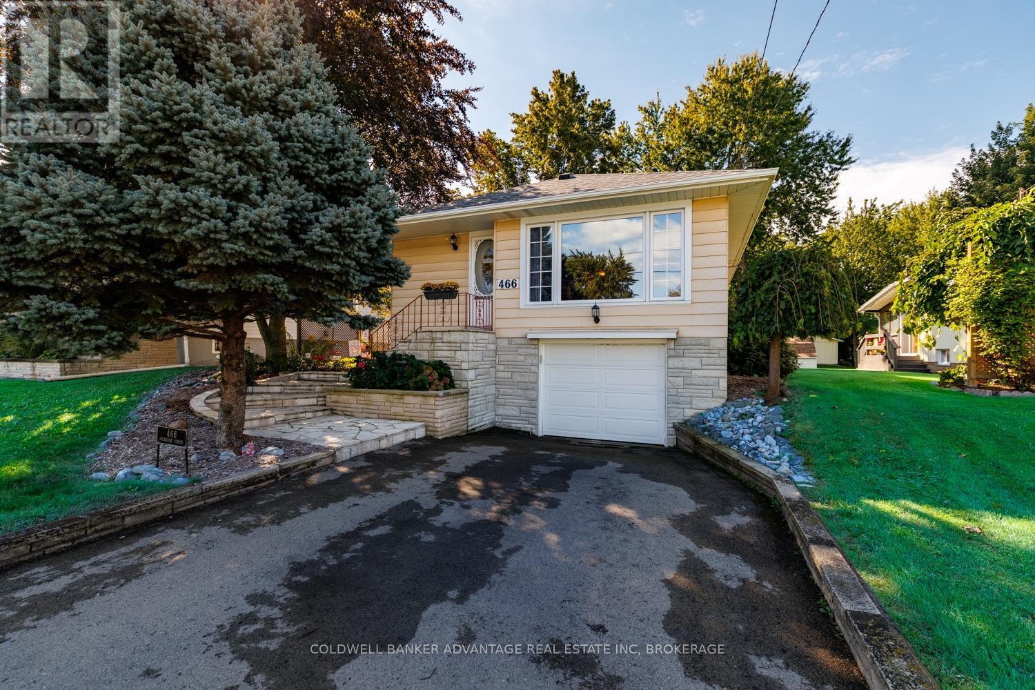 466 SUGARLOAF STREET - 1