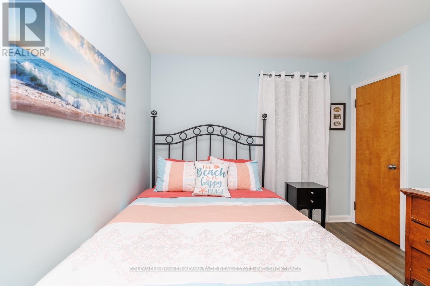 466 SUGARLOAF STREET - Image 19