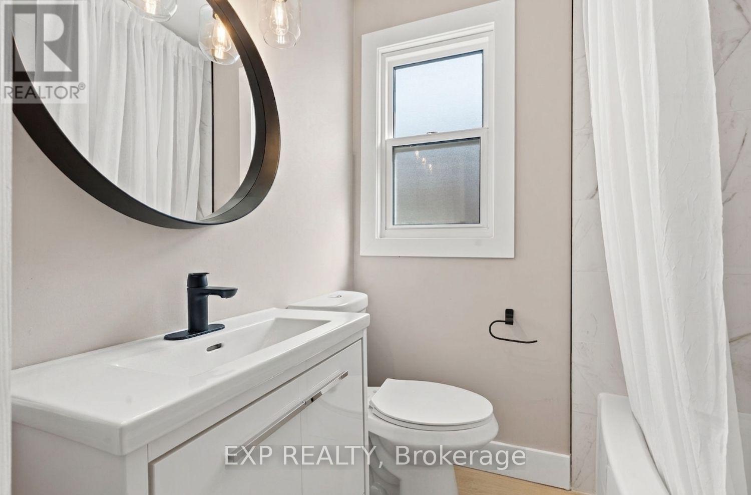 780 OXFORD STREET - 5