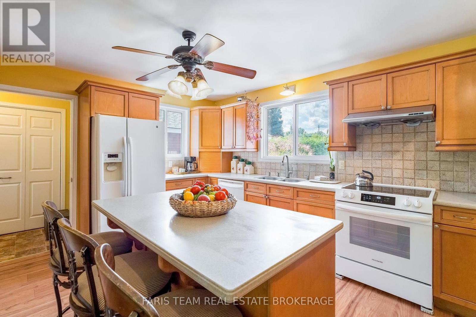 320 CHERRY STREET - 8