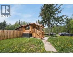 9841 Talbot Road, Nelway, BC V0G1Z0 Photo 45