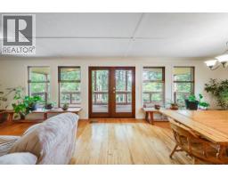 9841 Talbot Road, Nelway, BC V0G1Z0 Photo 85