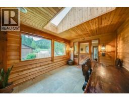 9841 Talbot Road, Nelway, BC V0G1Z0 Photo 93