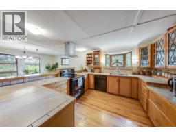 9841 Talbot Road, Nelway, BC V0G1Z0 Photo 82