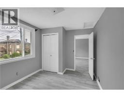 8 Victoria Street, Brantford, ON N3S3J7 Photo 21