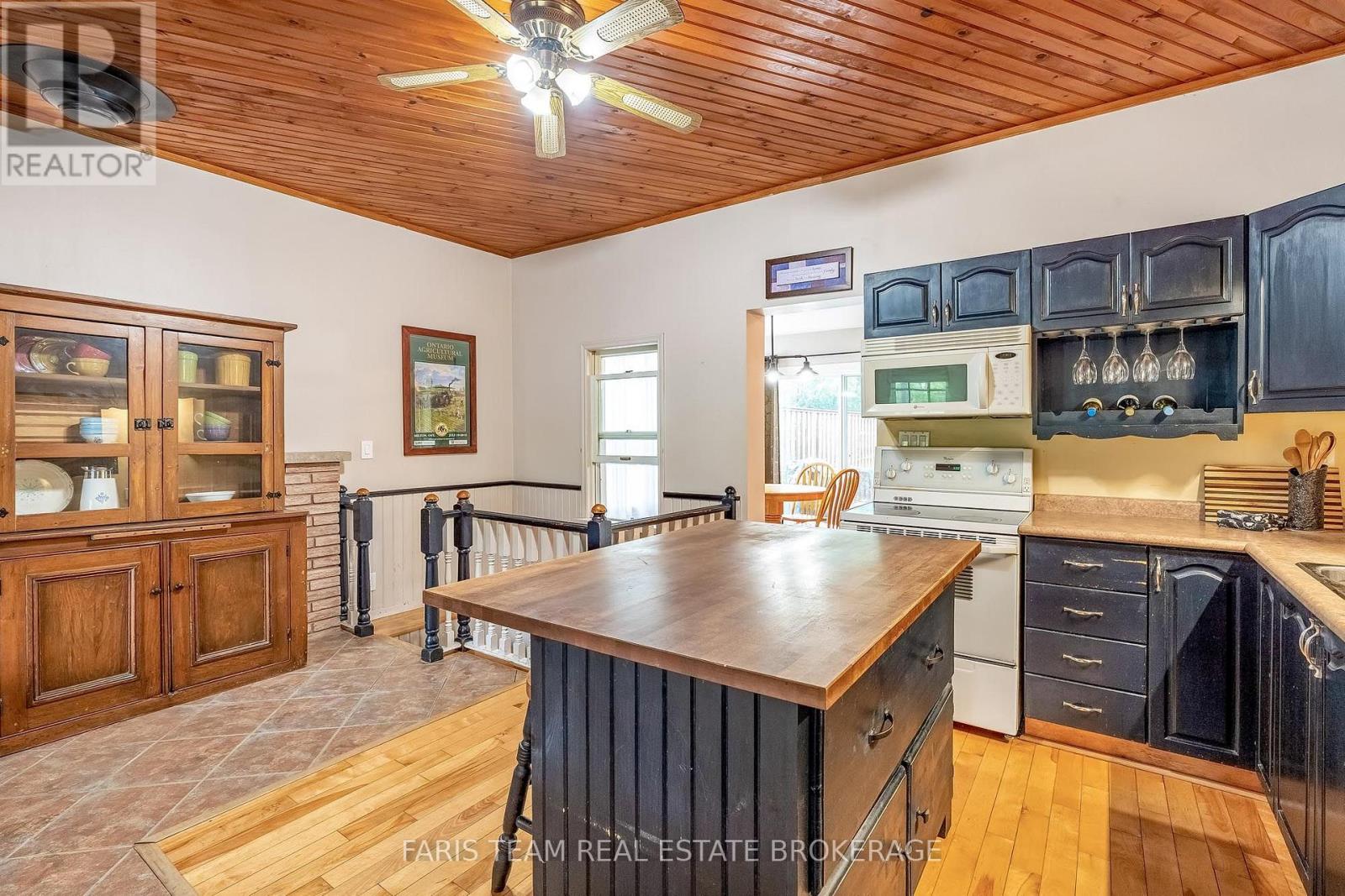 337 NOTTAWASAGA STREET, Orillia — photo 7
