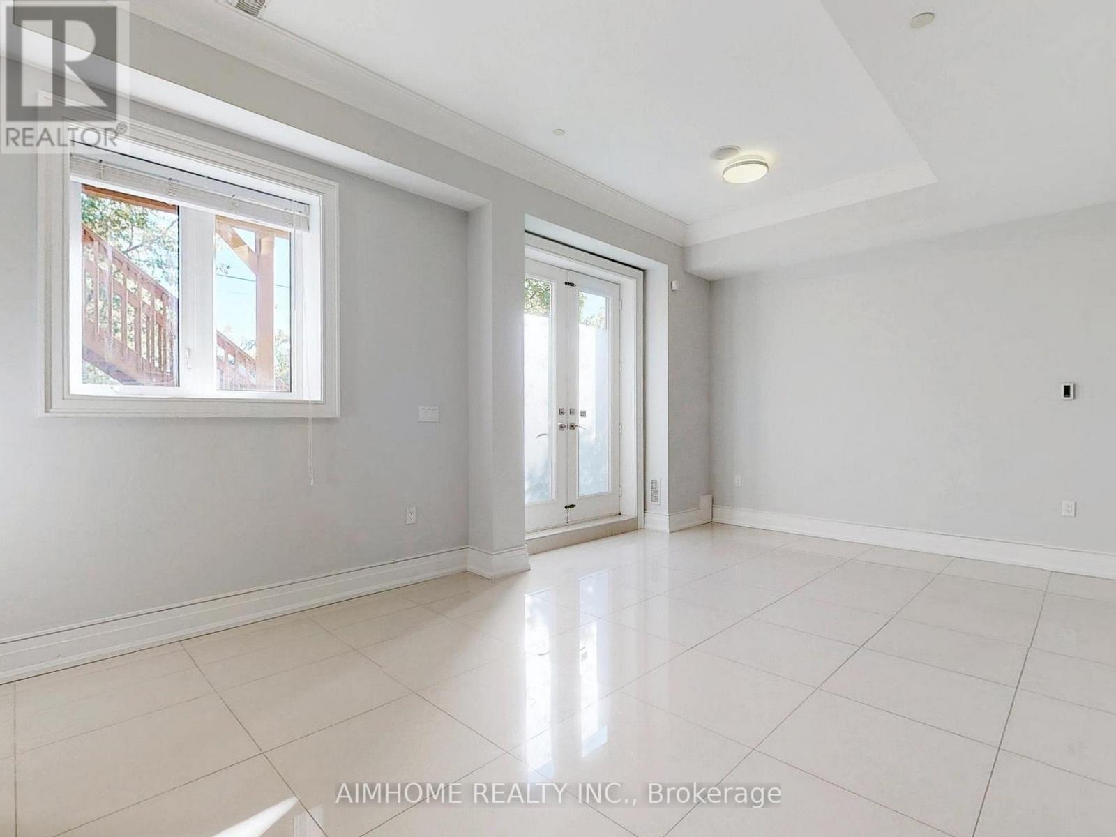 143 KINGSDALE AVENUE - Image 33
