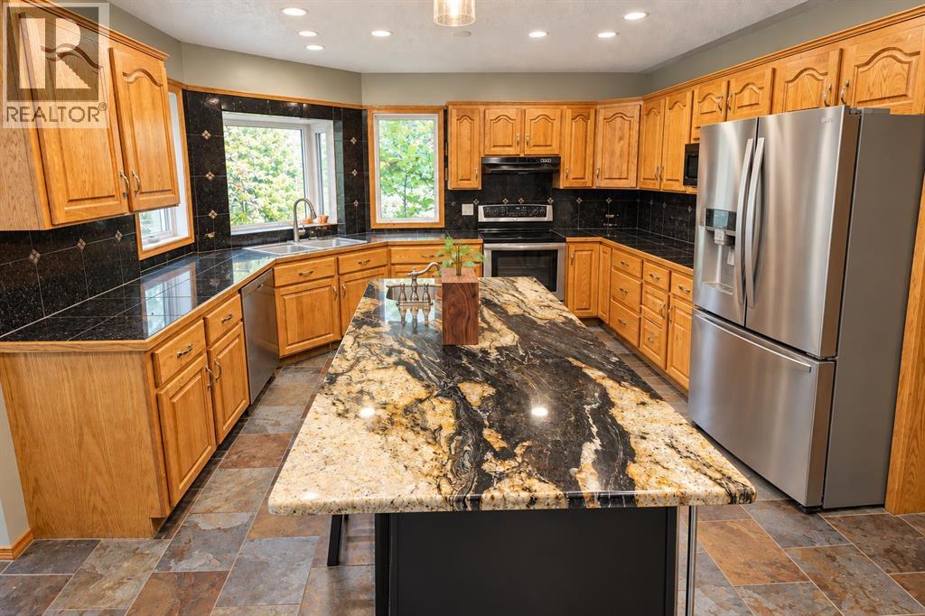 Listing photo – 101 Dickenson Crescent, Red Deer
