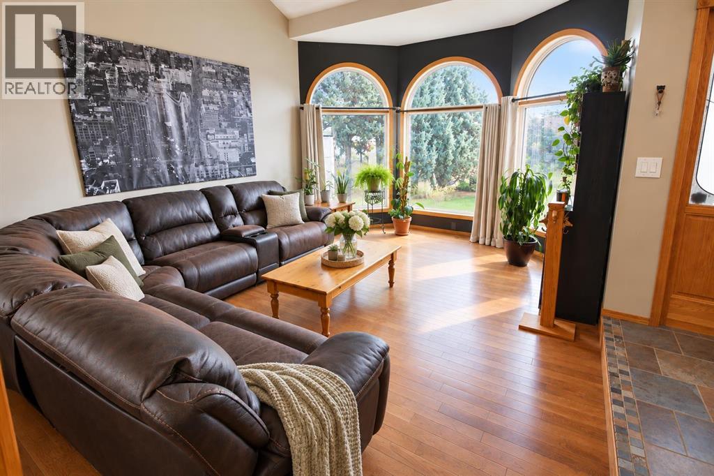 Listing photo – 101 Dickenson Crescent, Red Deer