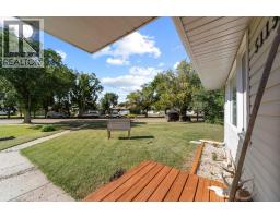 5113 49 Avenue, Forestburg, AB T0B1N0 Photo 21