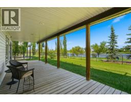 Living room - 124 West Creek Glen, Chestermere, AB T1X1P8 Photo 6