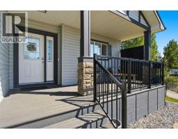 124 West Creek Glen, Chestermere, AB T1X1P8 Photo 34