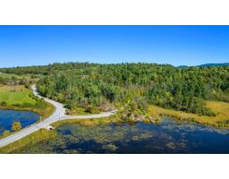 Ch. Du Lac-vert, Lac Sainte Marie, QC J0X1Z0 Photo 6