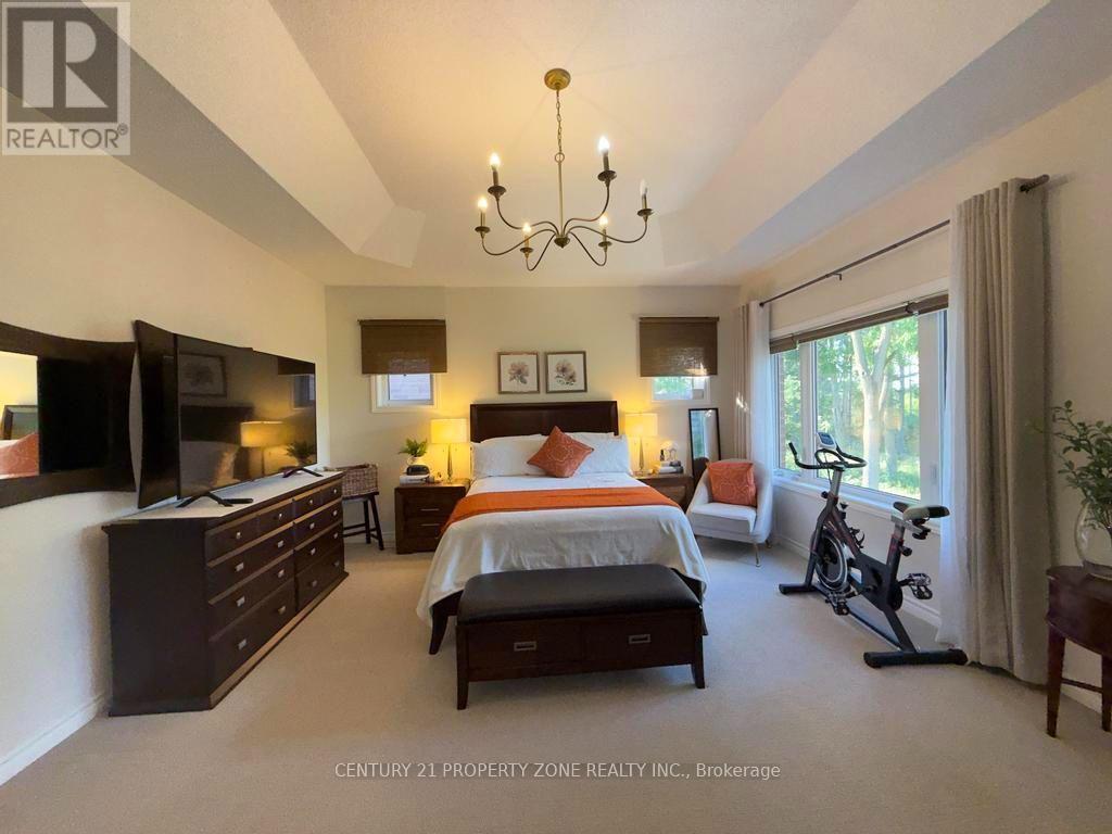 123 UPPER CANADA COURT - 16