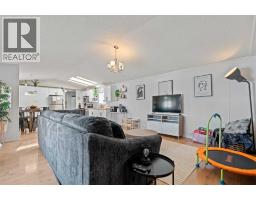 300, 1101 84 Street NE - photo 11