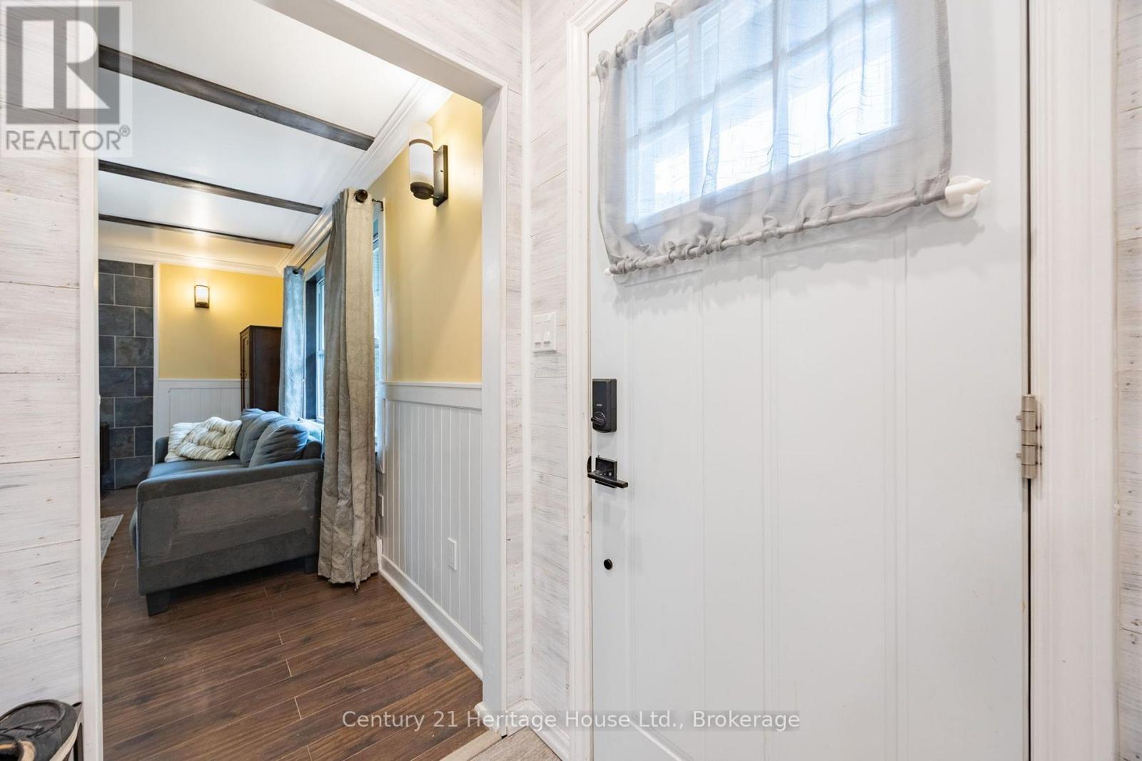 102 STEWART AVENUE, Cambridge — photo 8