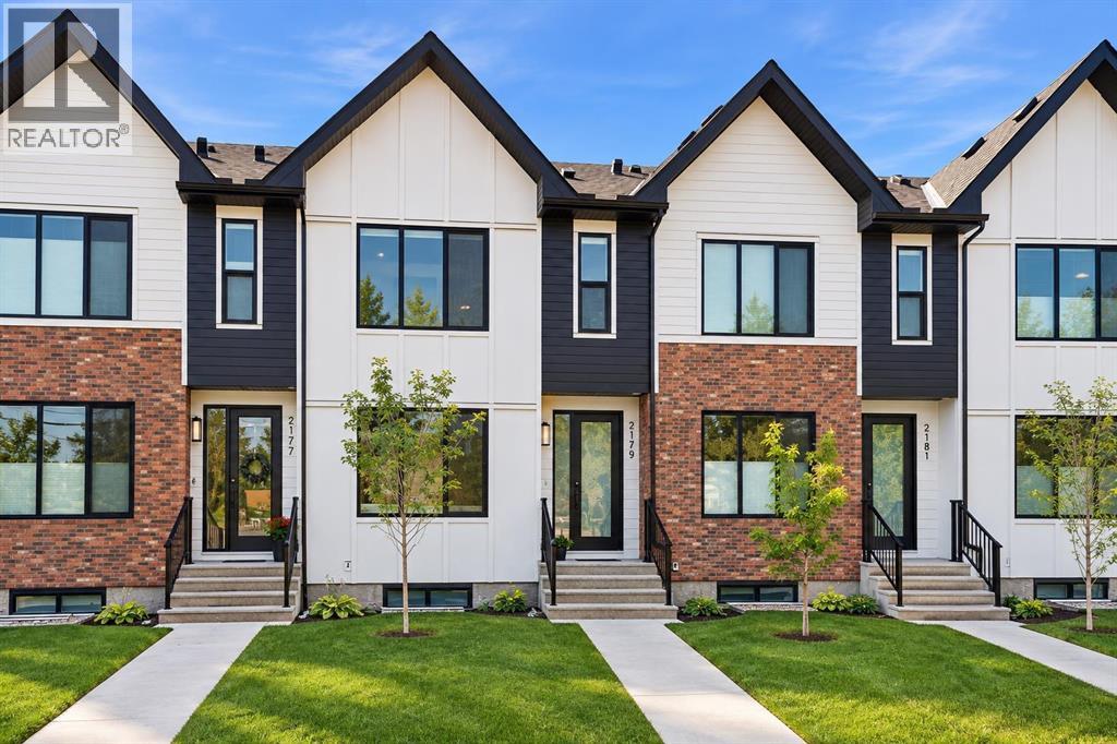 2179 49 Avenue SW, Calgary — photo 1