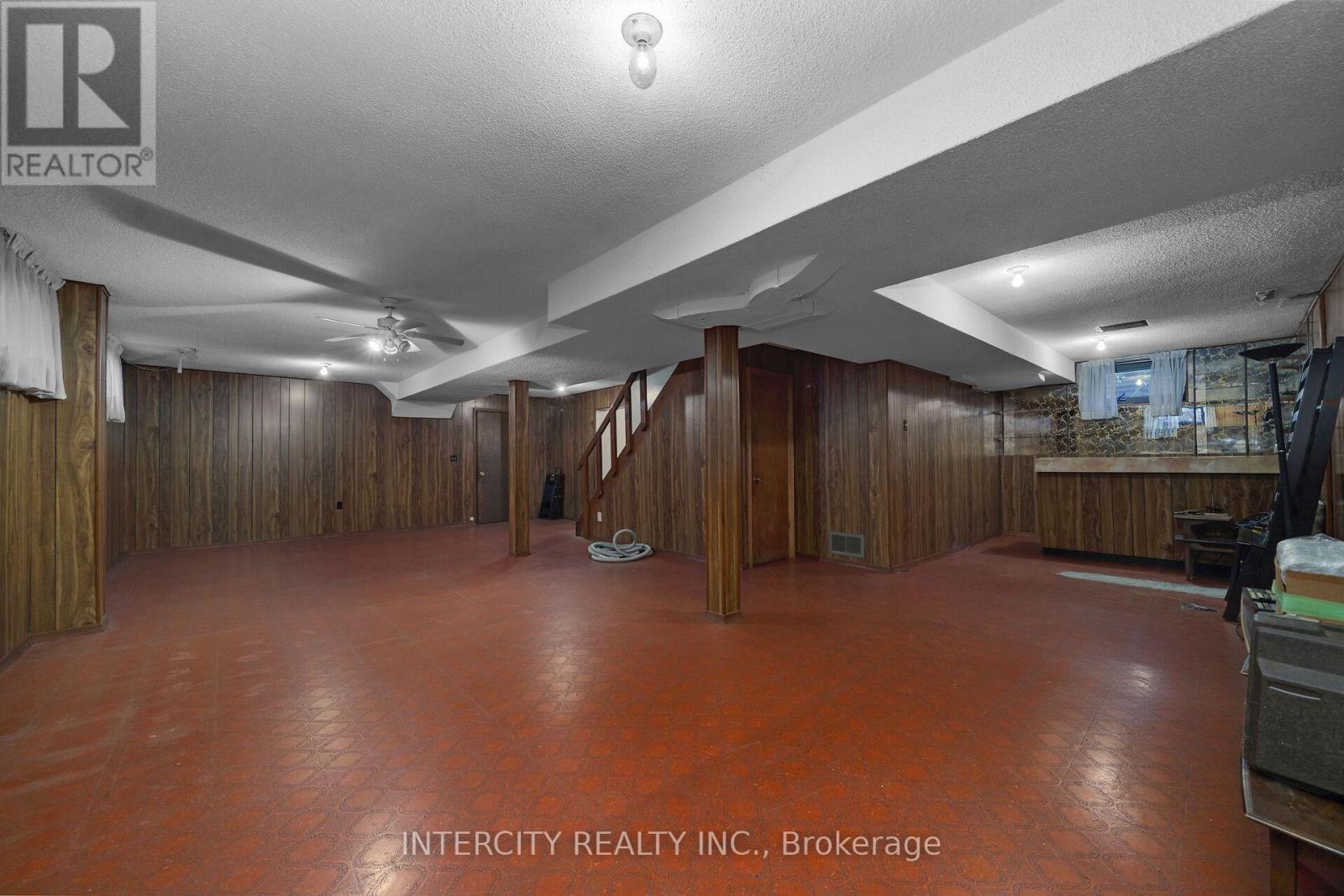 72 CHISWICK AVENUE - Image 33