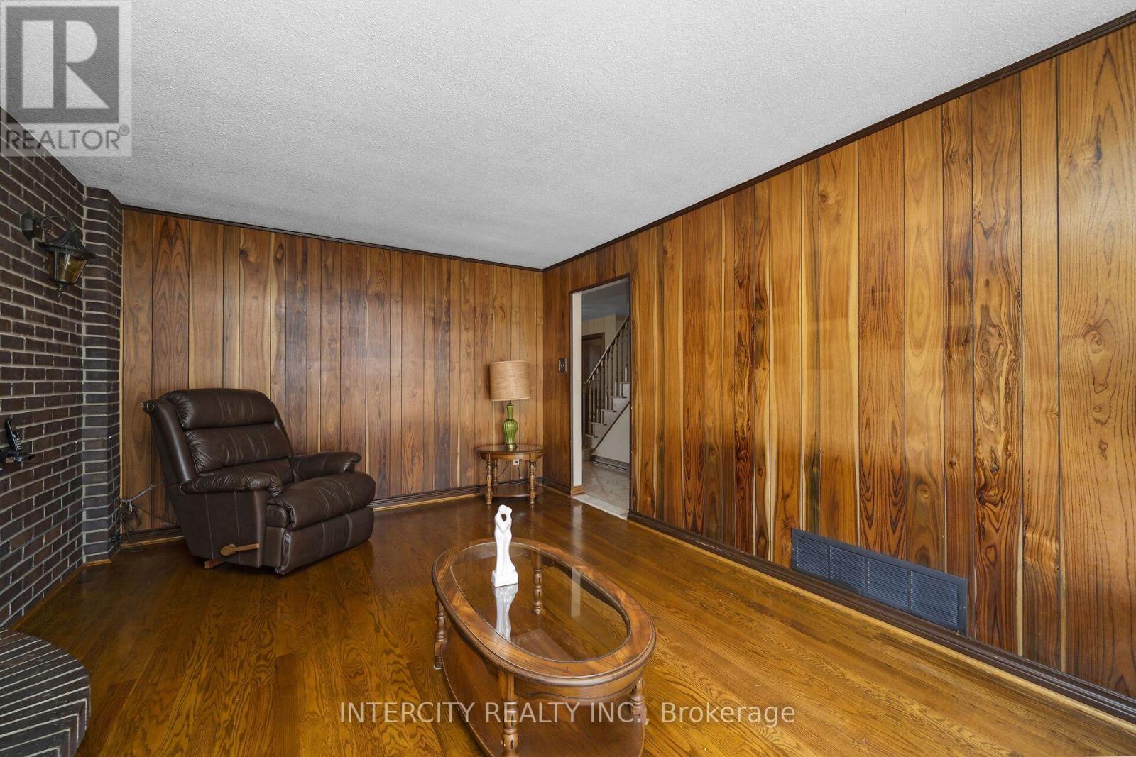 72 CHISWICK AVENUE - Image 37