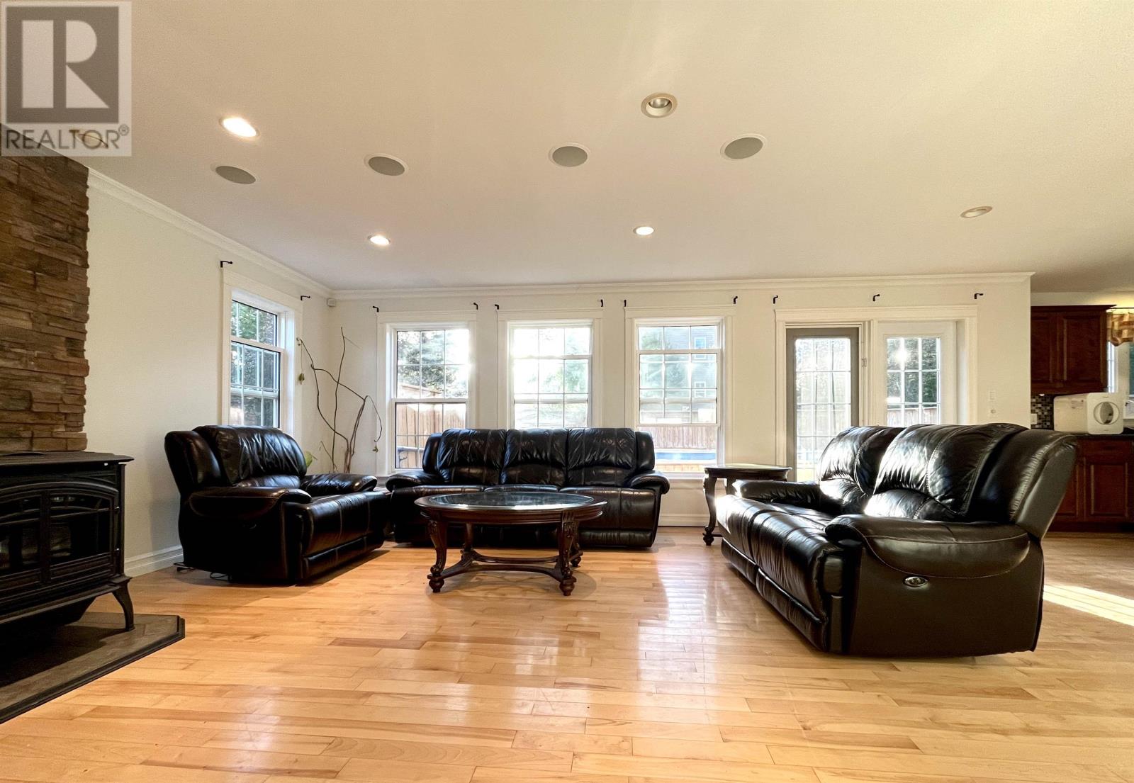 30 MACARTHUR Drive, Charlottetown — photo 5