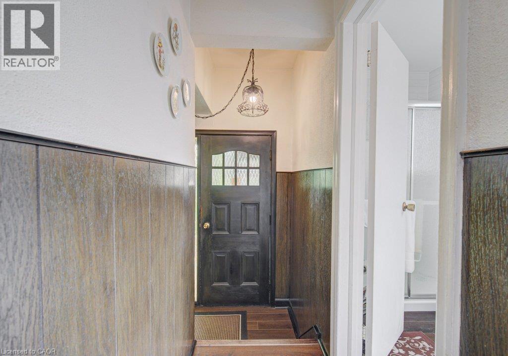 161 E BRIDGEPORT Road E - Image 21