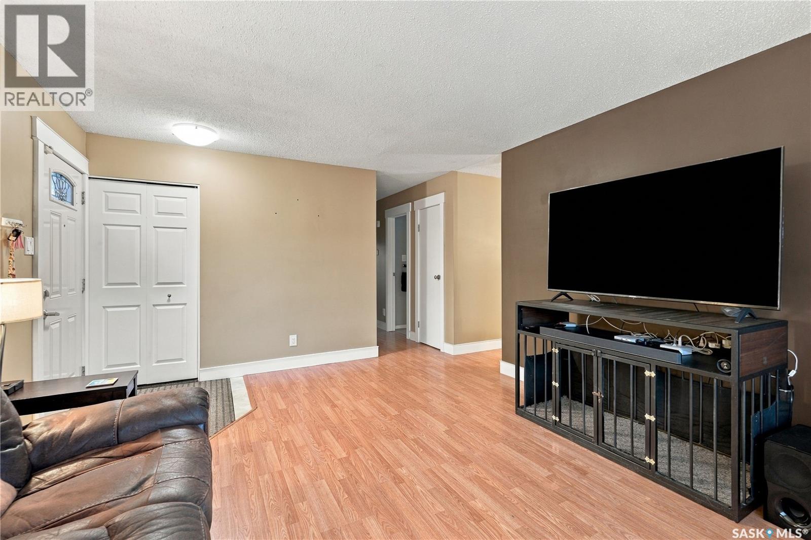 426 Langevin CRESCENT, Saskatoon — photo 6